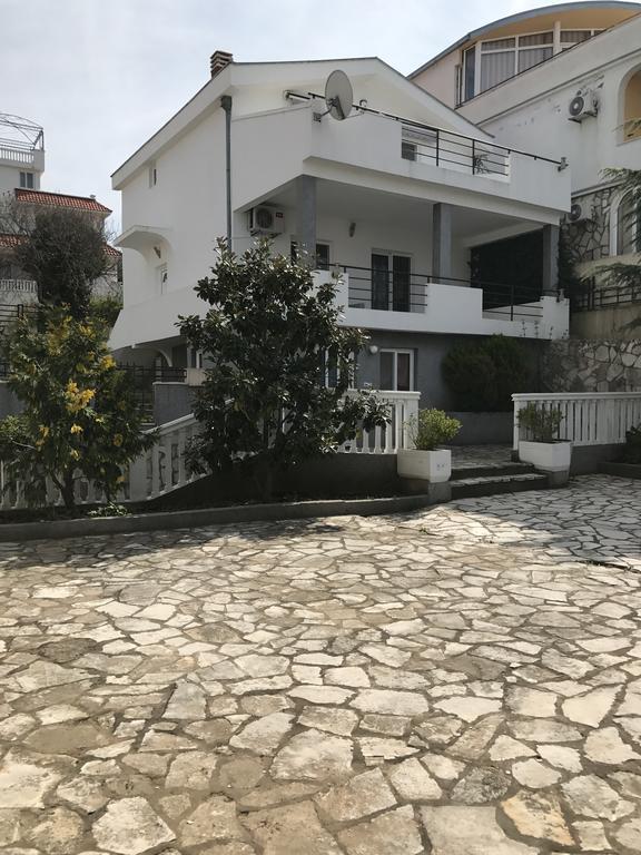 Villa Diana Utjeha-Bušat Eksteriør billede